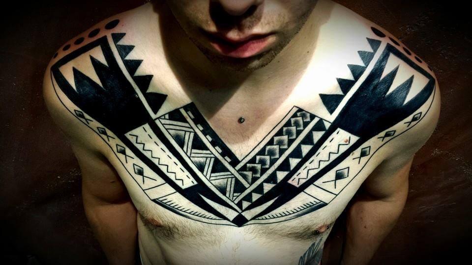 Polinéz tetoválás a Pinker Tattoo galériából